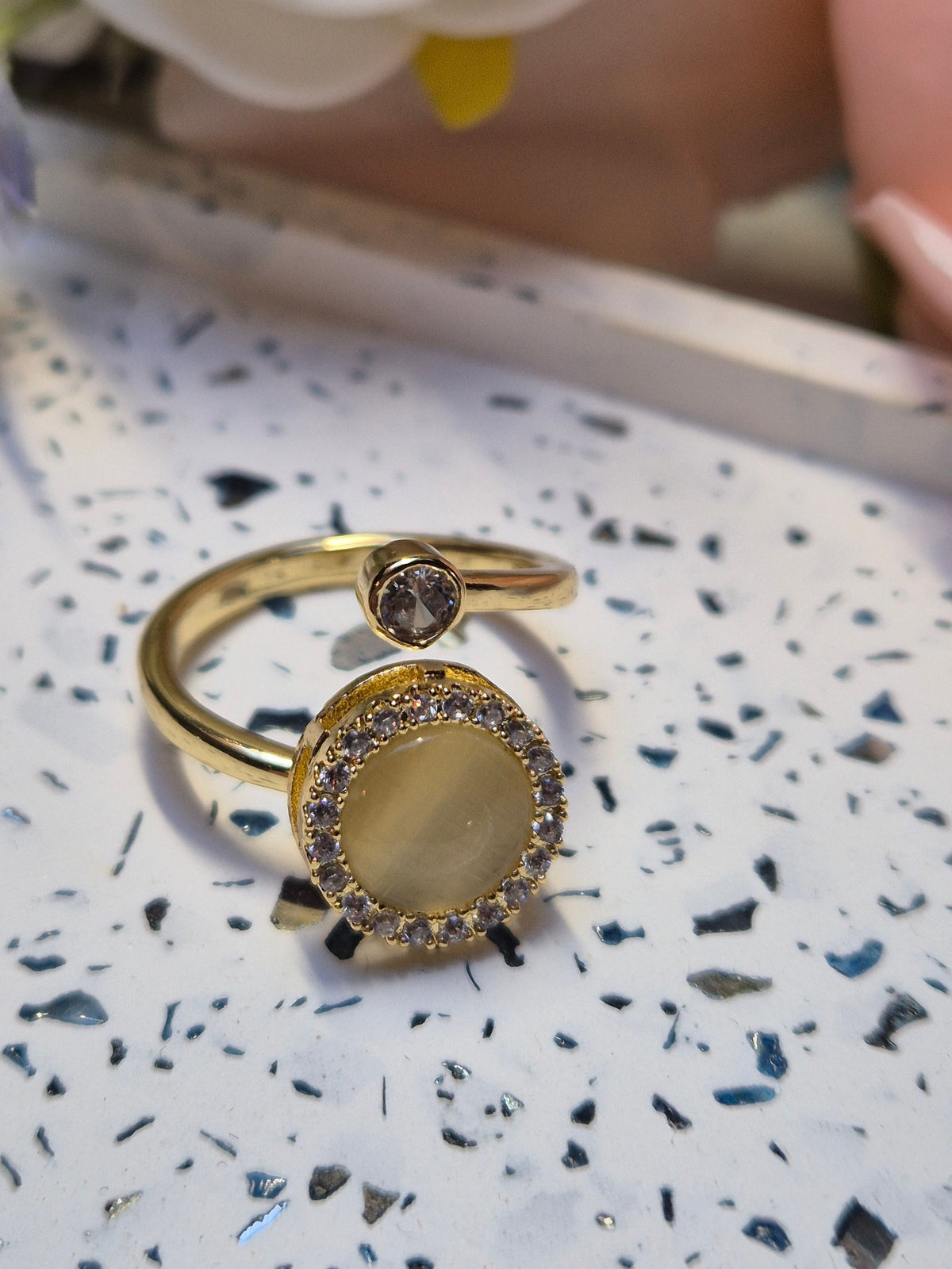 Ring shiny Moon