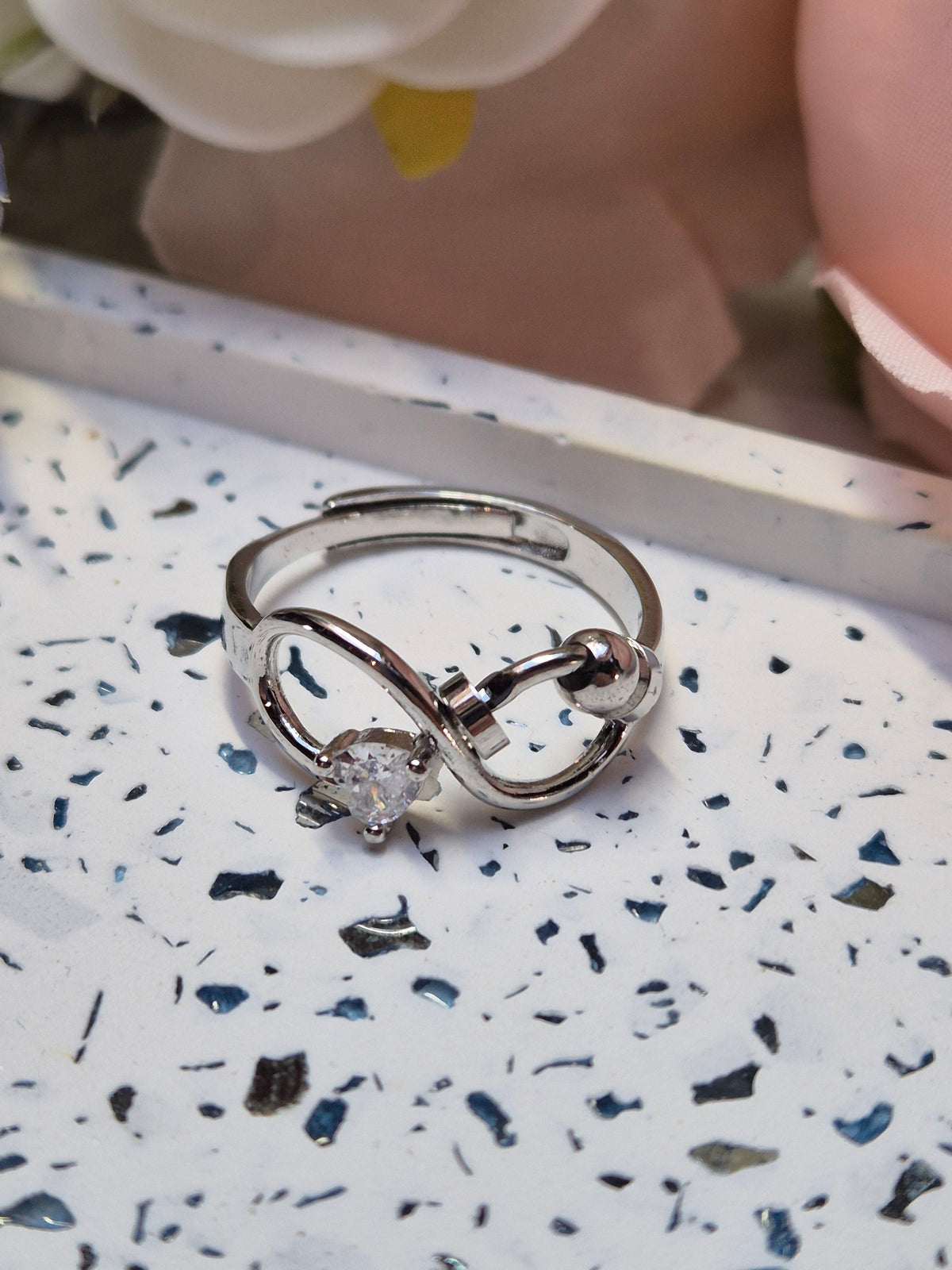 Ring Unendlichkeit