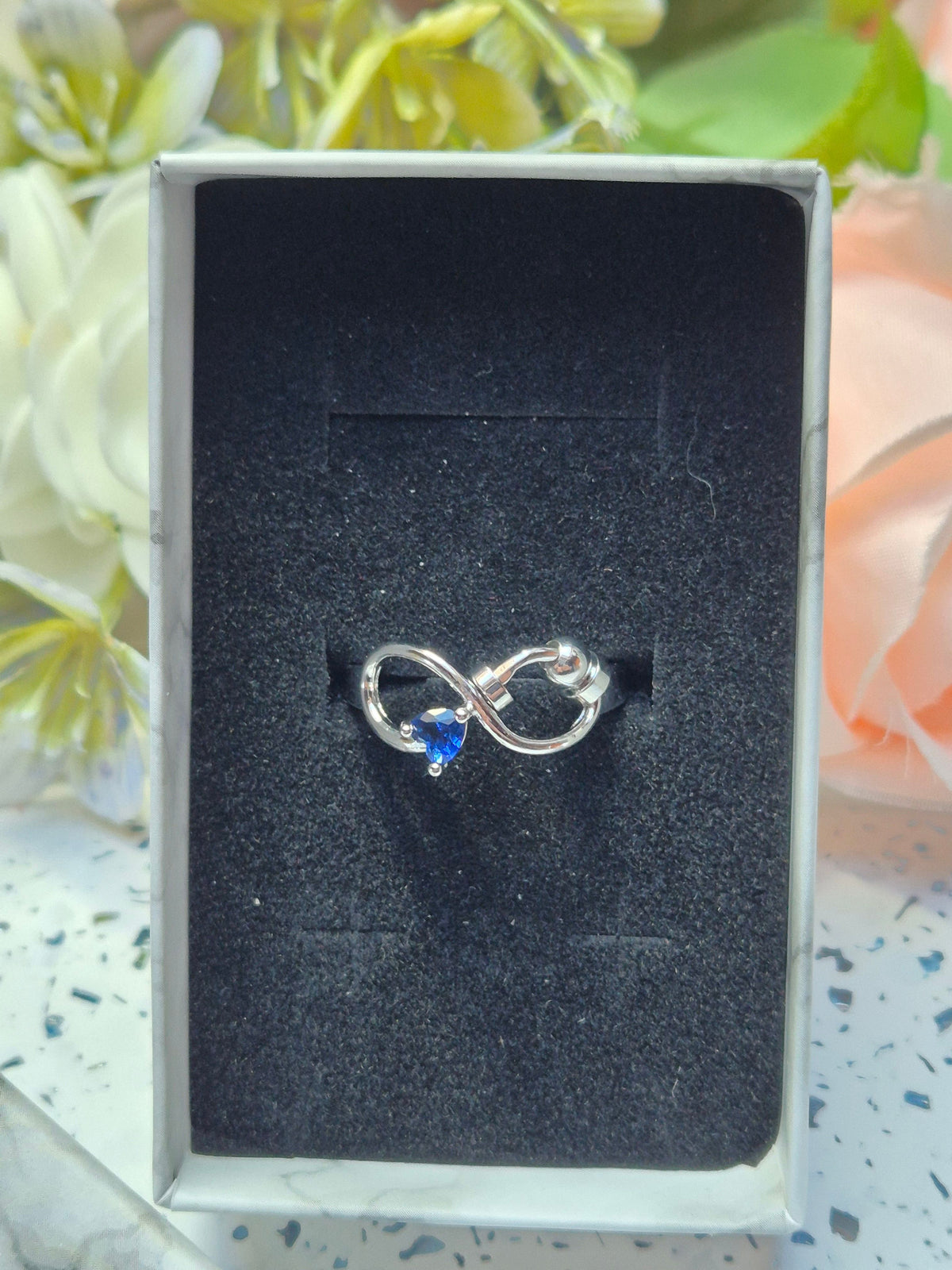 Ring Unendlichkeit