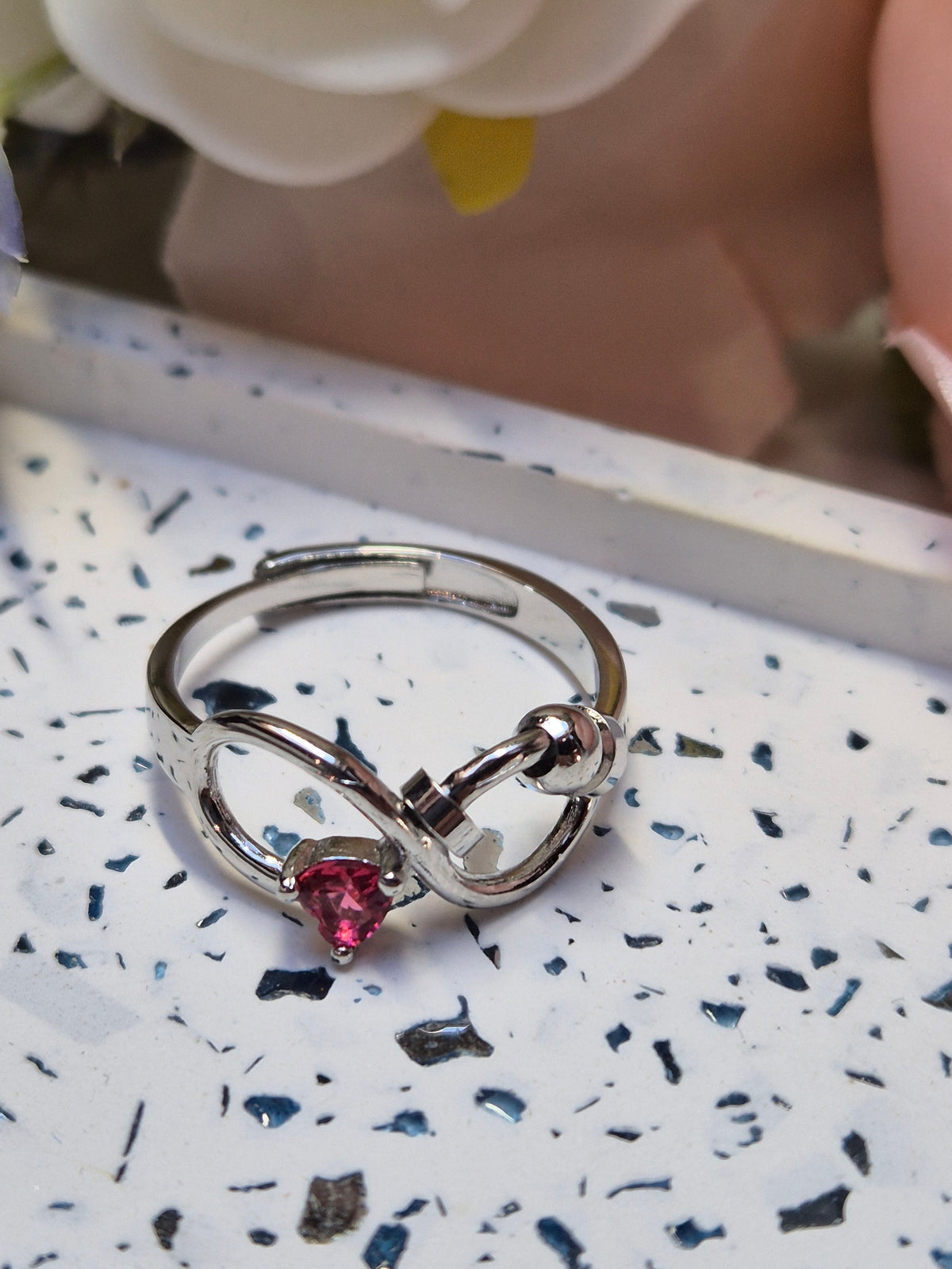 Ring Unendlichkeit