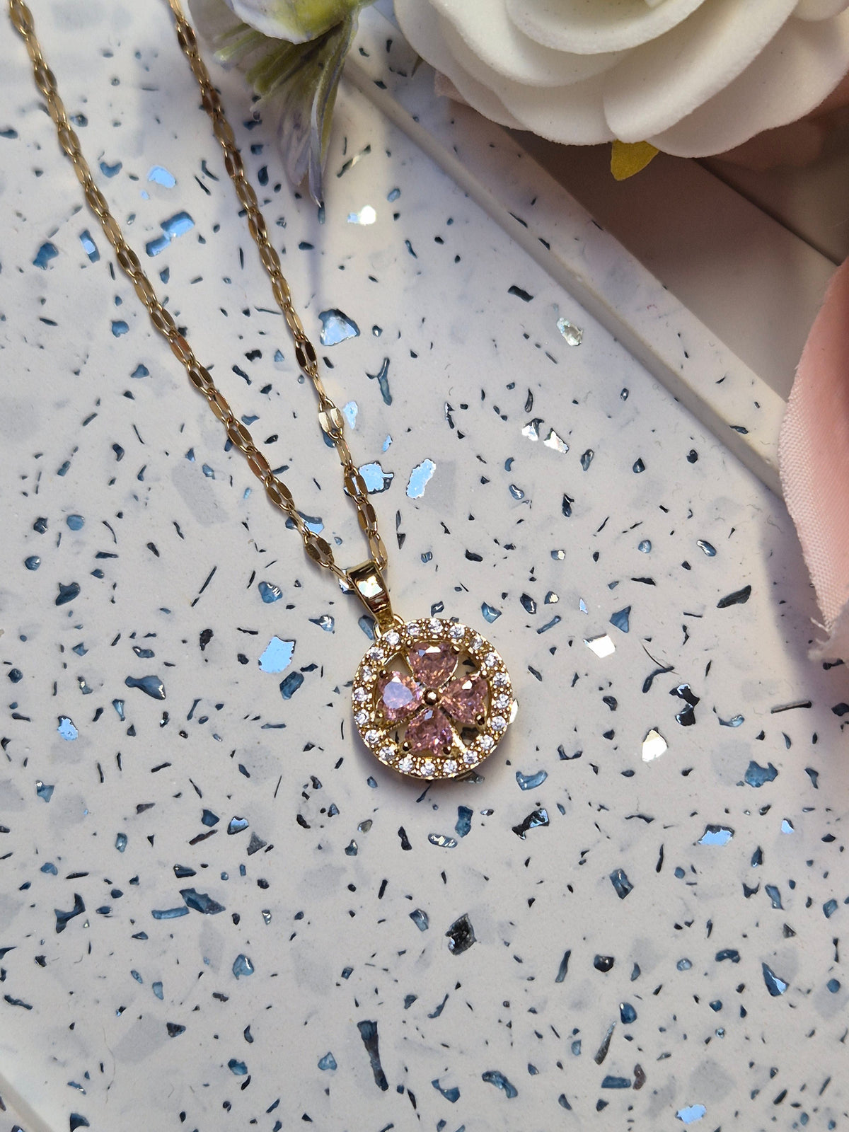 Halskette Rosa Zirkoniablume