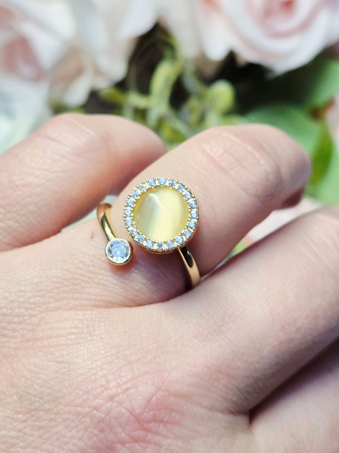 Ring shiny Moon