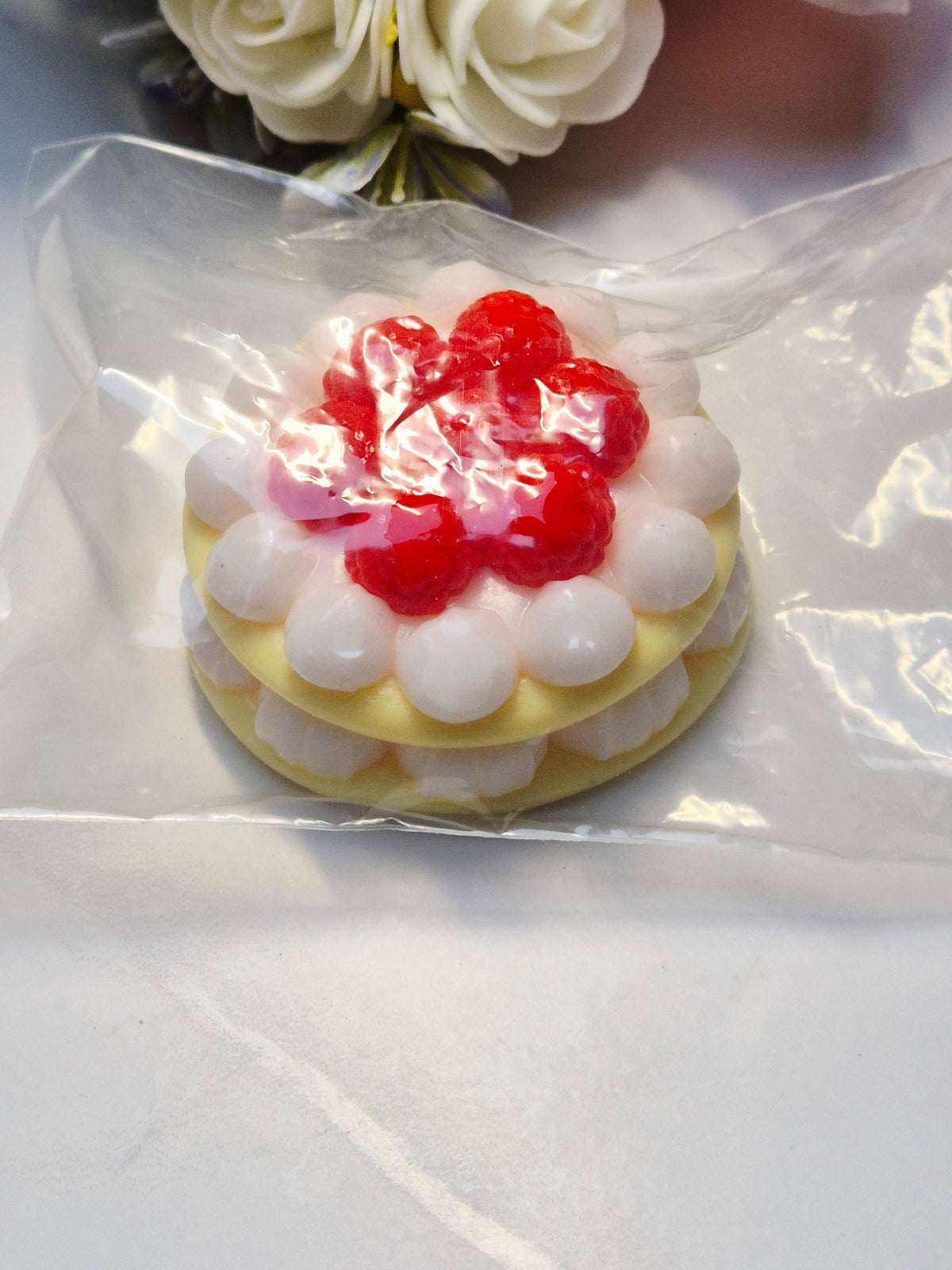 Taba Squishy Himbeer-Sahne-Torte