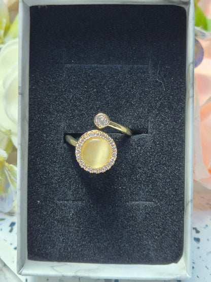 Ring shiny Moon