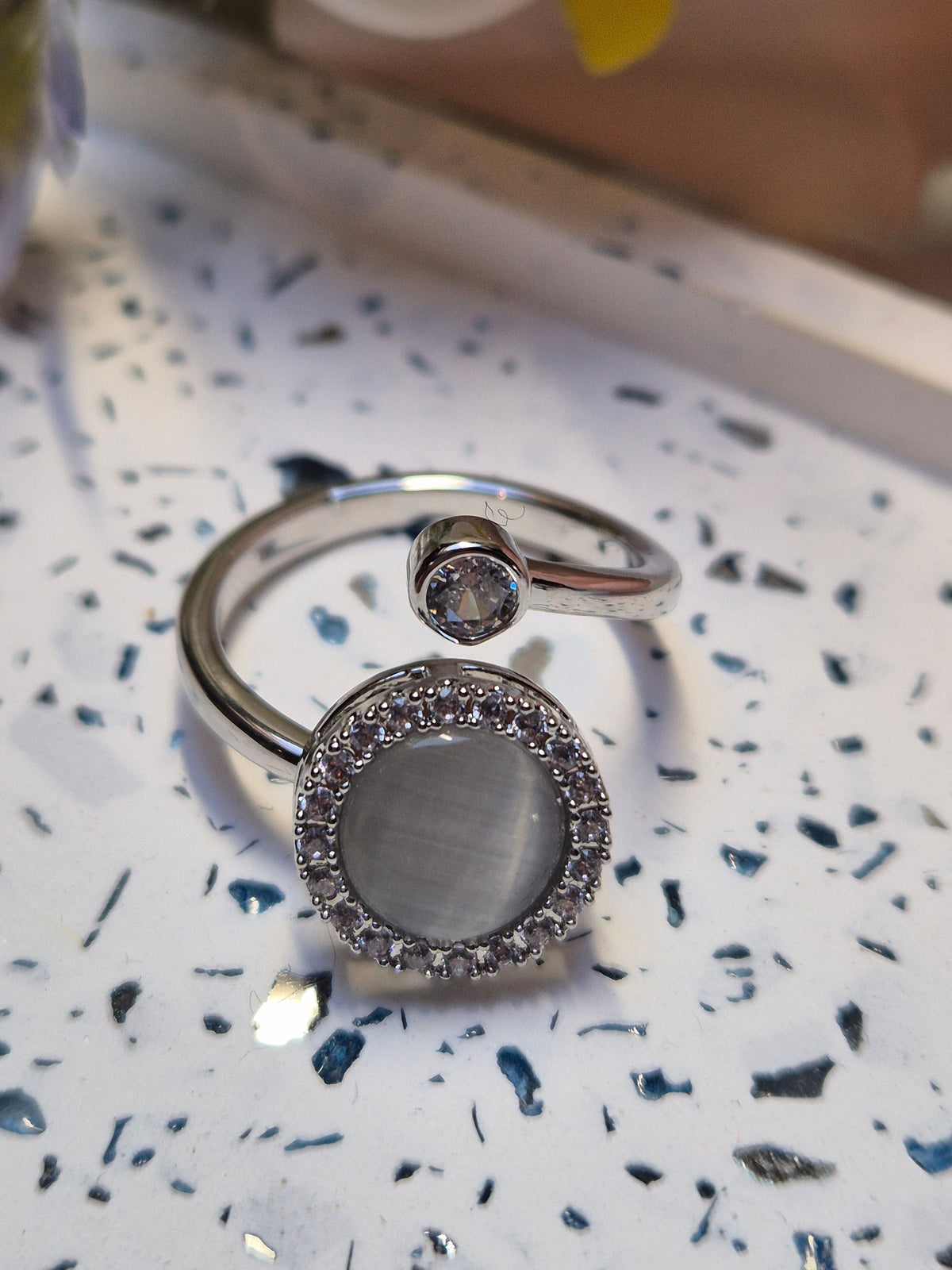 Ring shiny Moon