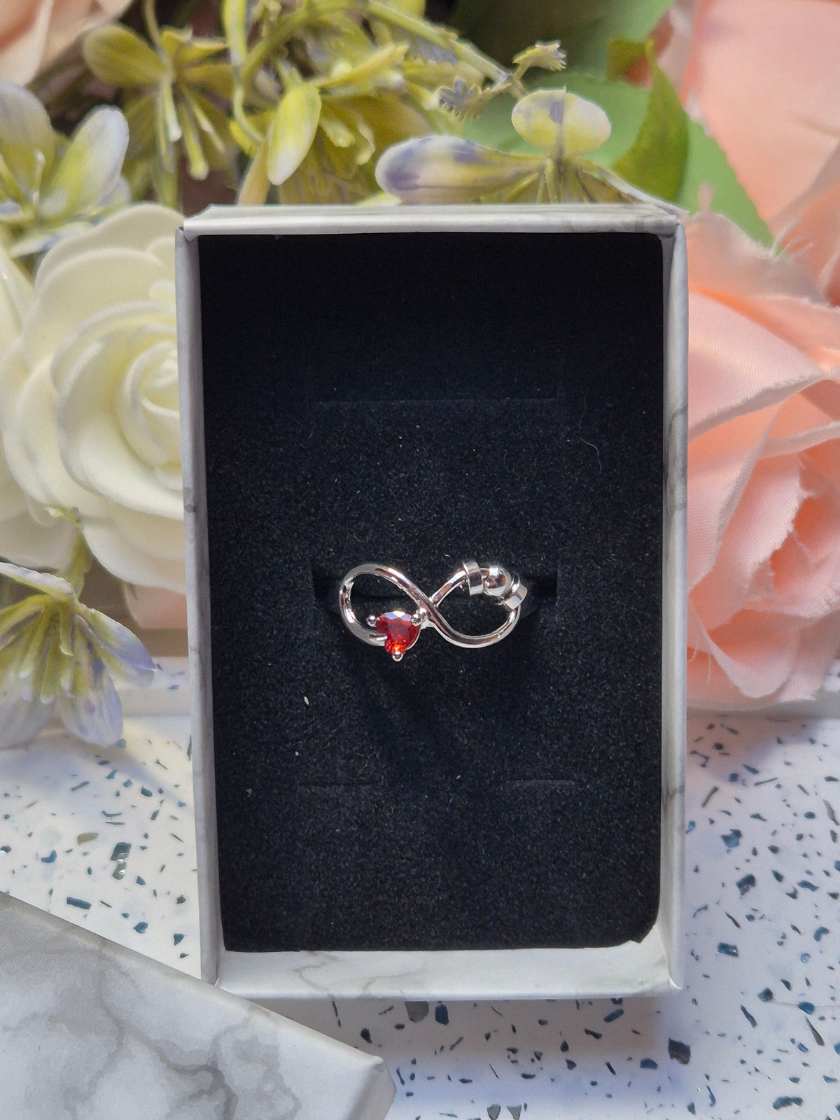 Ring Unendlichkeit