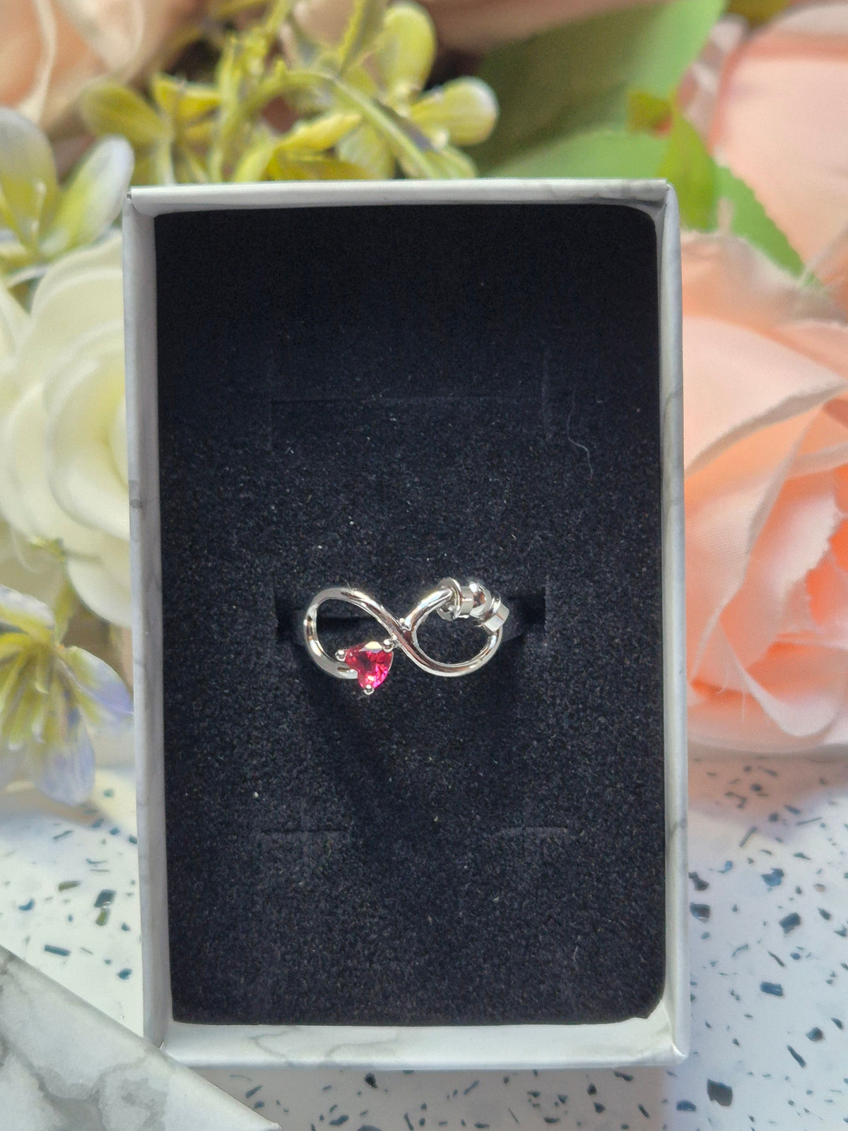 Ring Unendlichkeit