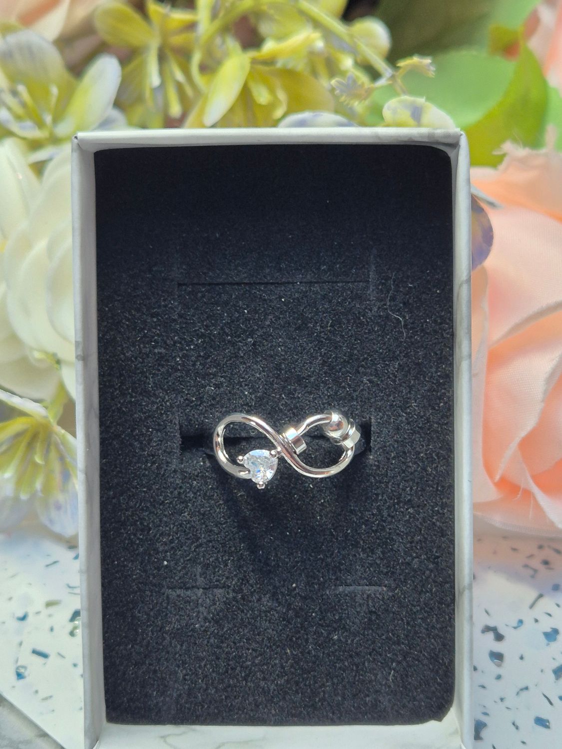 Ring Unendlichkeit