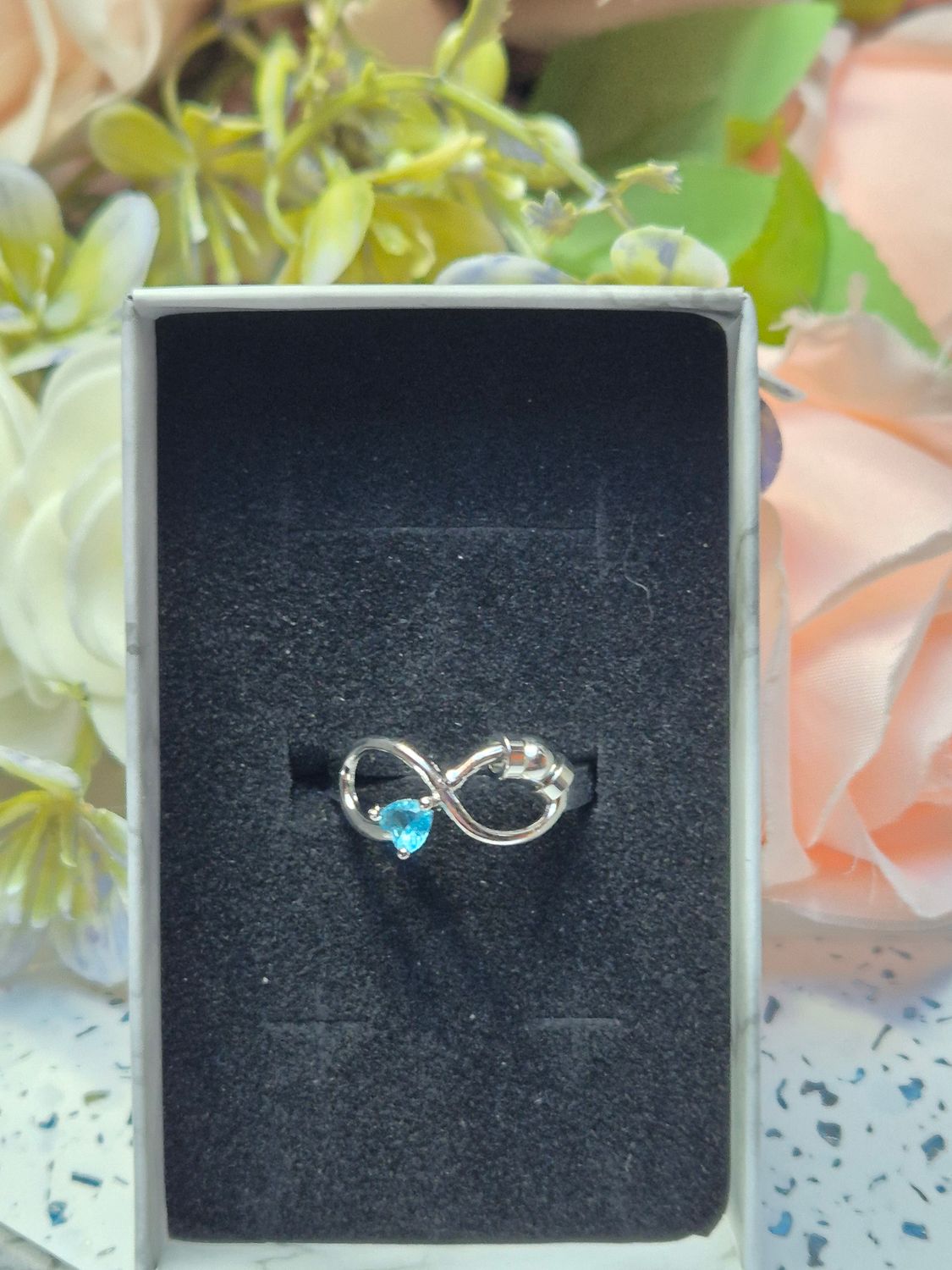 Ring Unendlichkeit