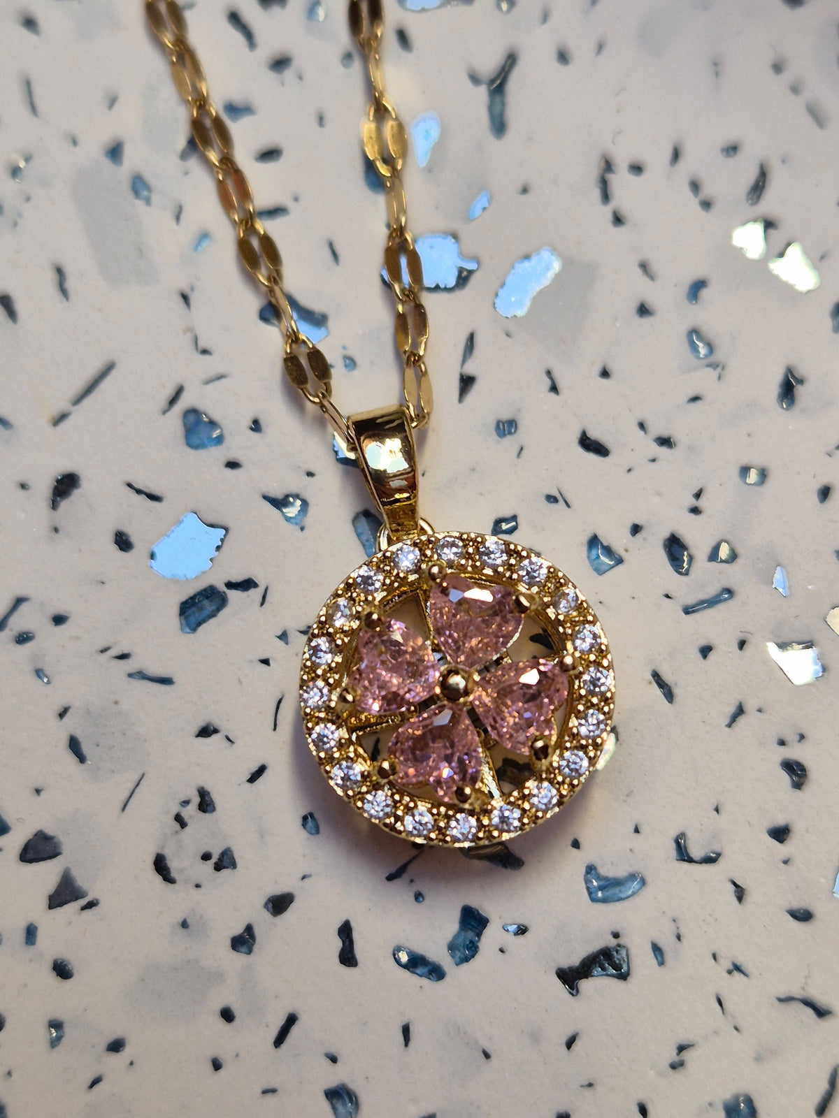 Halskette Rosa Zirkoniablume