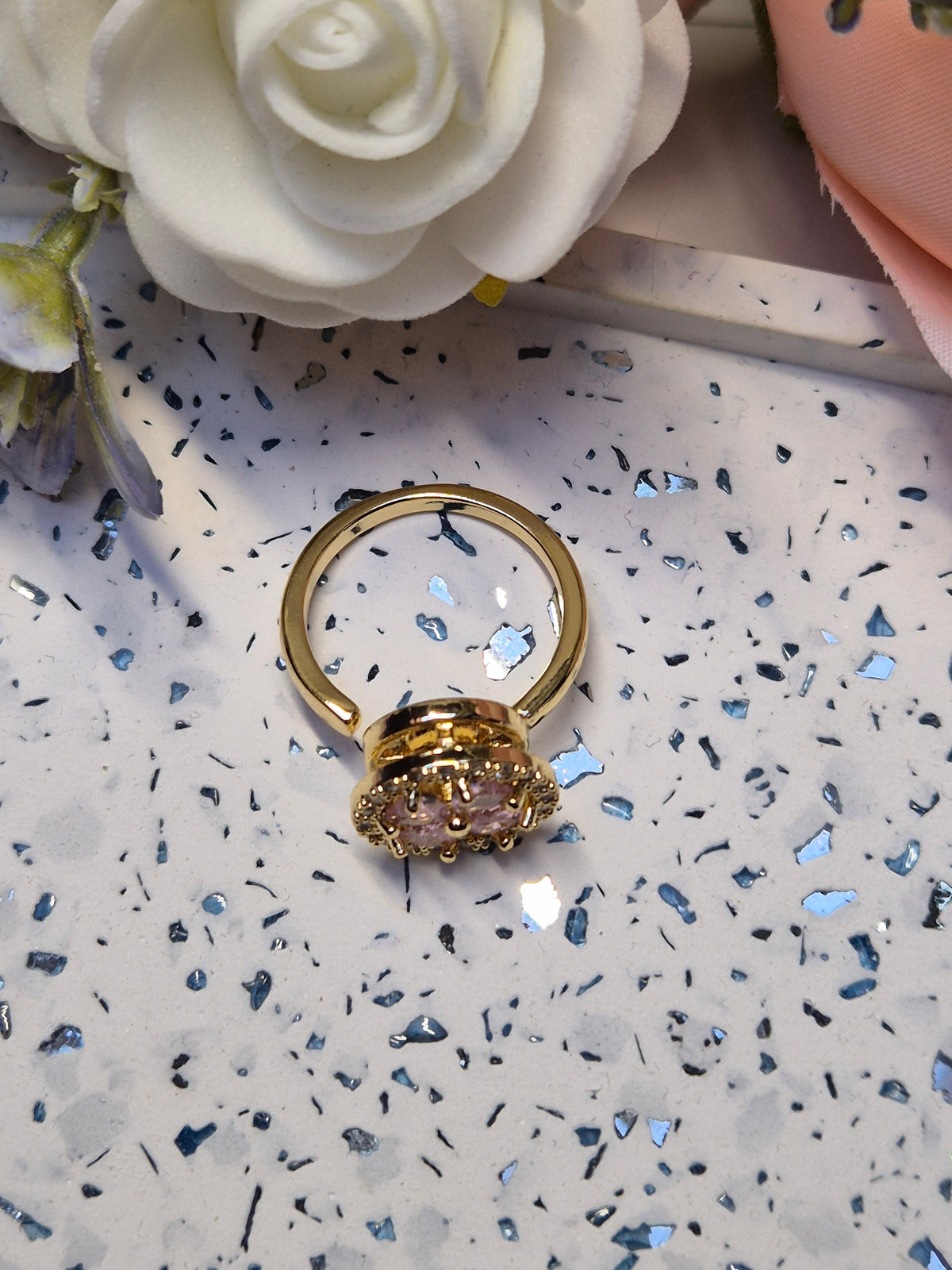 Ring rosa Zirkoniablume Gold