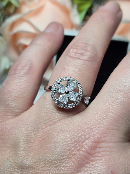 Ring weiße Zirkoniablume Silber