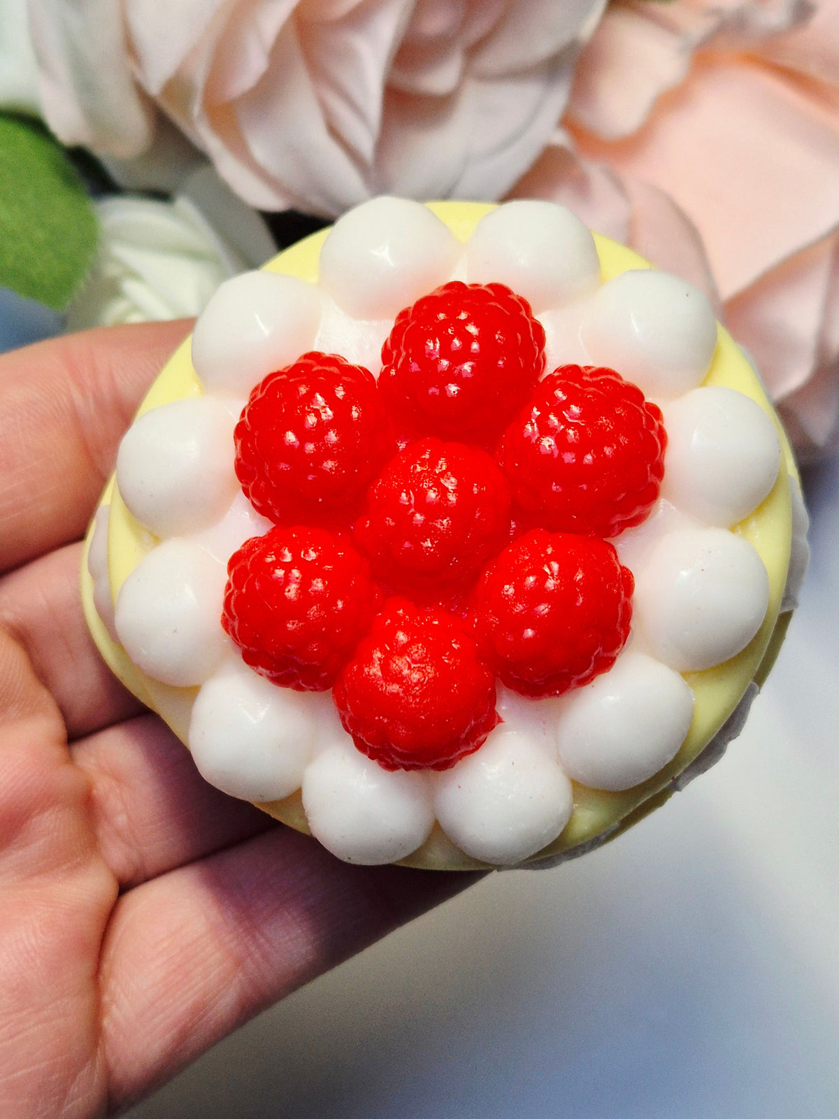 Taba Squishy Himbeer-Sahne-Torte