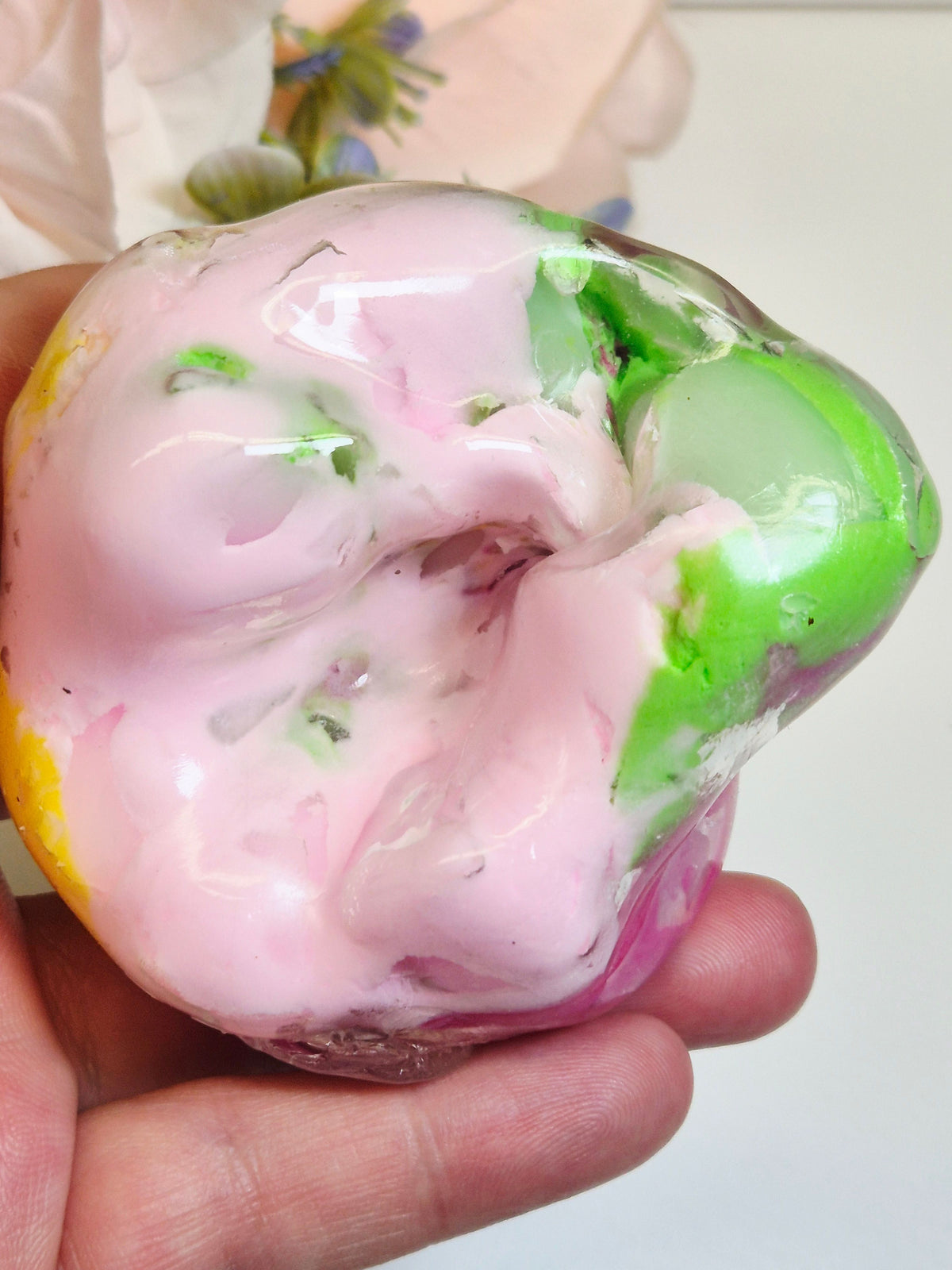 Stressball Wax-Cracking