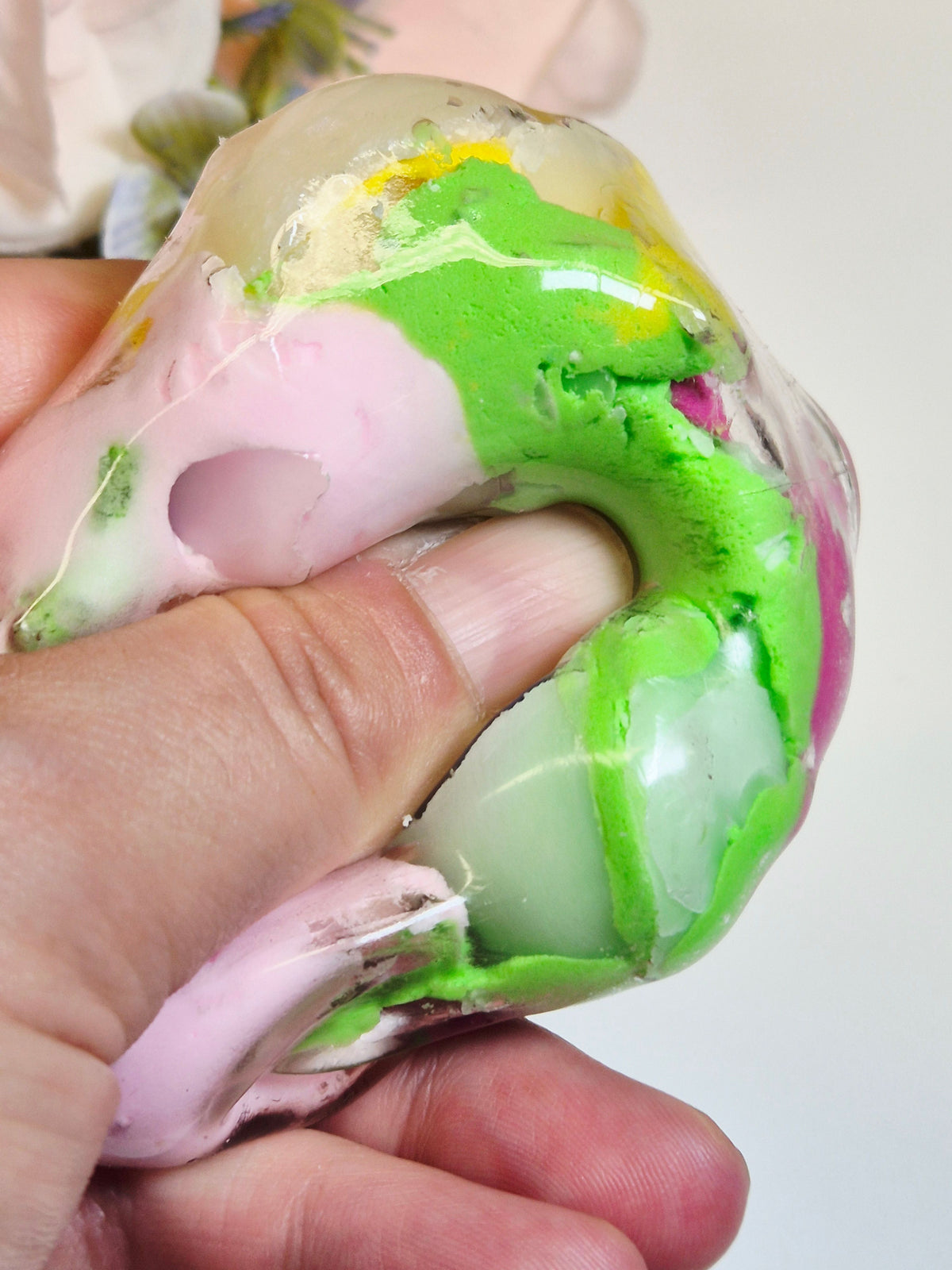 Stressball Wax-Cracking